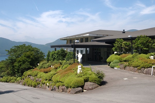 校外学習や合宿などで拠点となる「箱根芦ノ湖レジデンス」