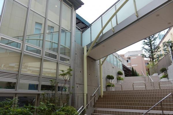 宝仙学園中学高等学校共学部理数インター