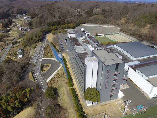 東海大菅生_広大な敷地を有するキャンパスの全景